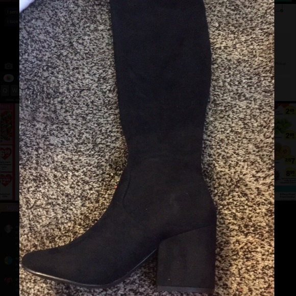 Black high heeled over the knee boots - Picture 6 of 6